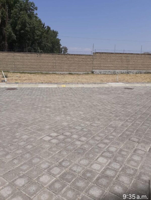 Lote en venta Fraccionamiento Entre Alamedas en Atlixco - Image 4
