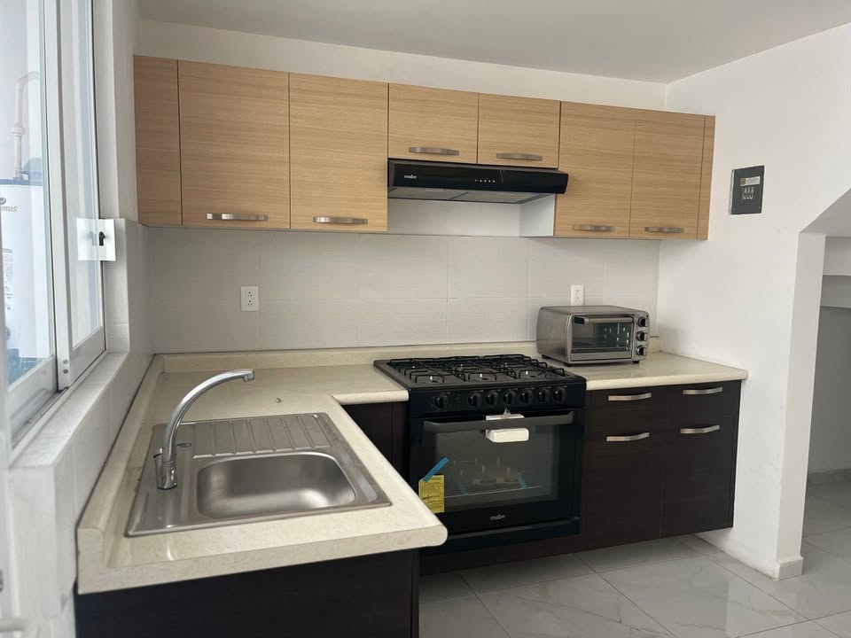 6 CASAS NUEVAS EN FRACCIONAMIENTO CERRADO A UN COSTADO DE FINSA,VW Y ZONA INDUSTRIAL - Image 3