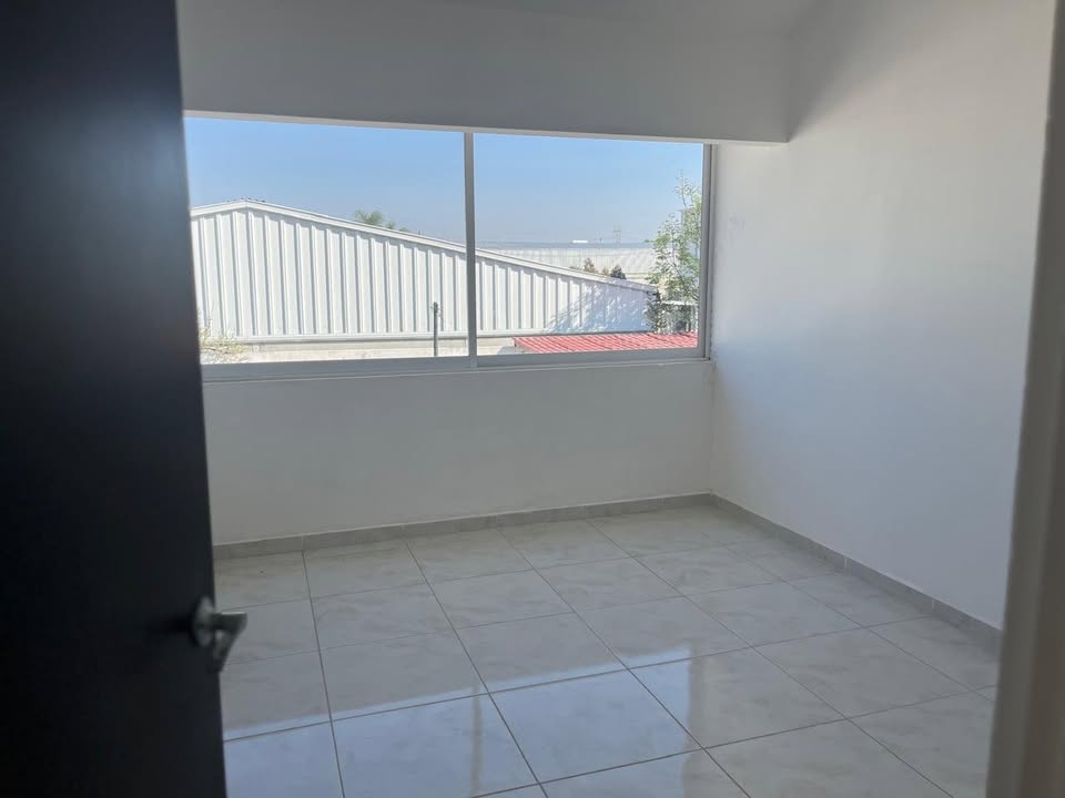 6 CASAS NUEVAS EN FRACCIONAMIENTO CERRADO A UN COSTADO DE FINSA,VW Y ZONA INDUSTRIAL - Image 10