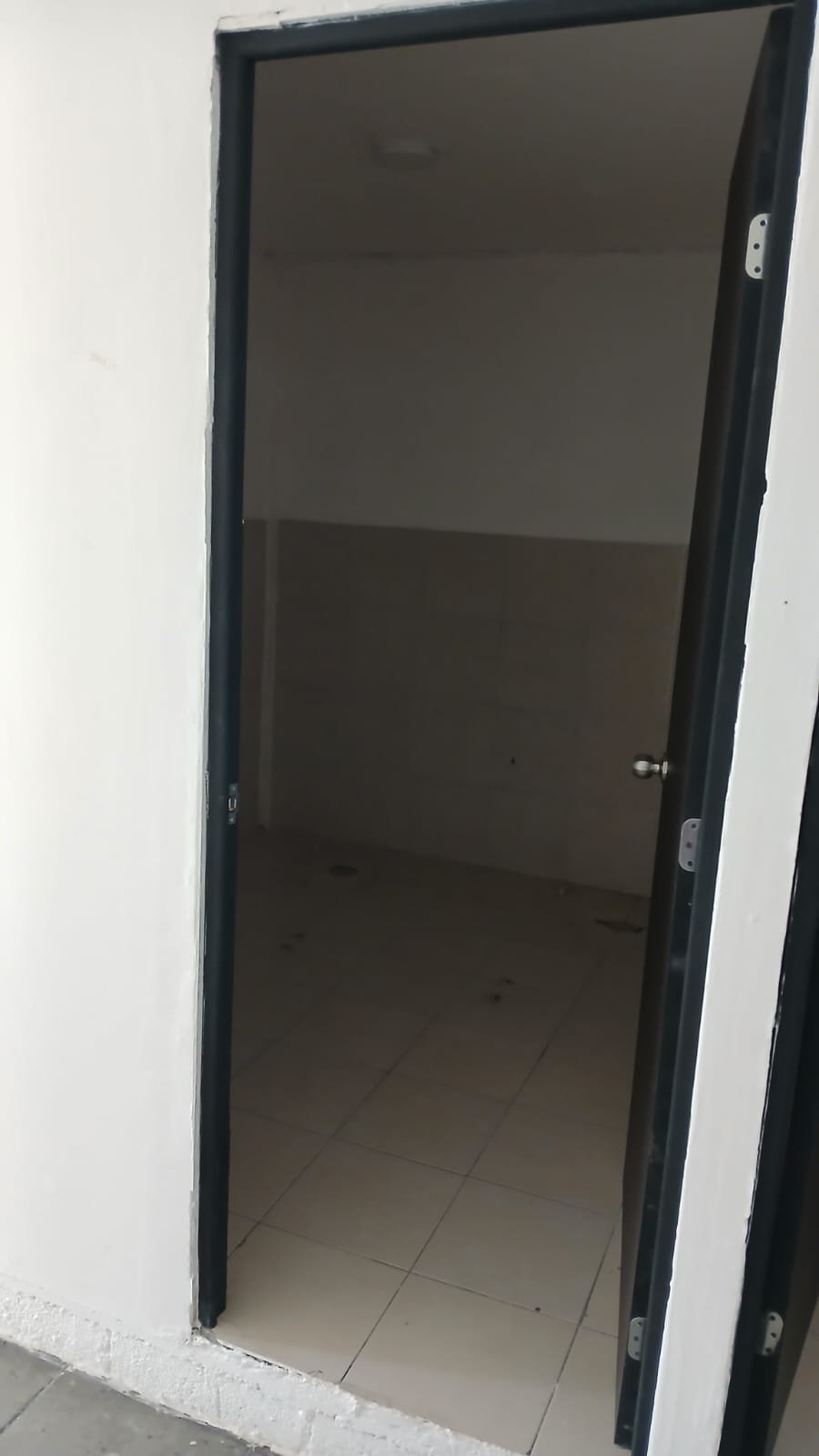 LOCAL EN RENTA. PZA OLIVOS CTO JUAN PABLO II (Local 9) - Image 8