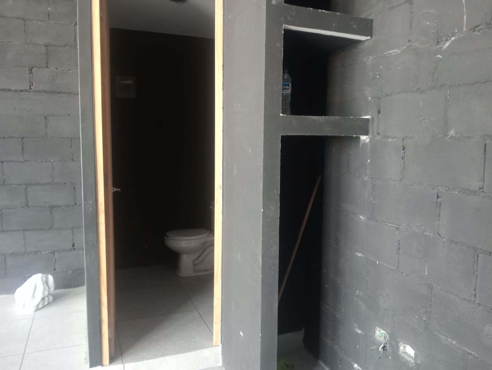 Local Renta Plaza Anzures (4 Derecho) - Image 5