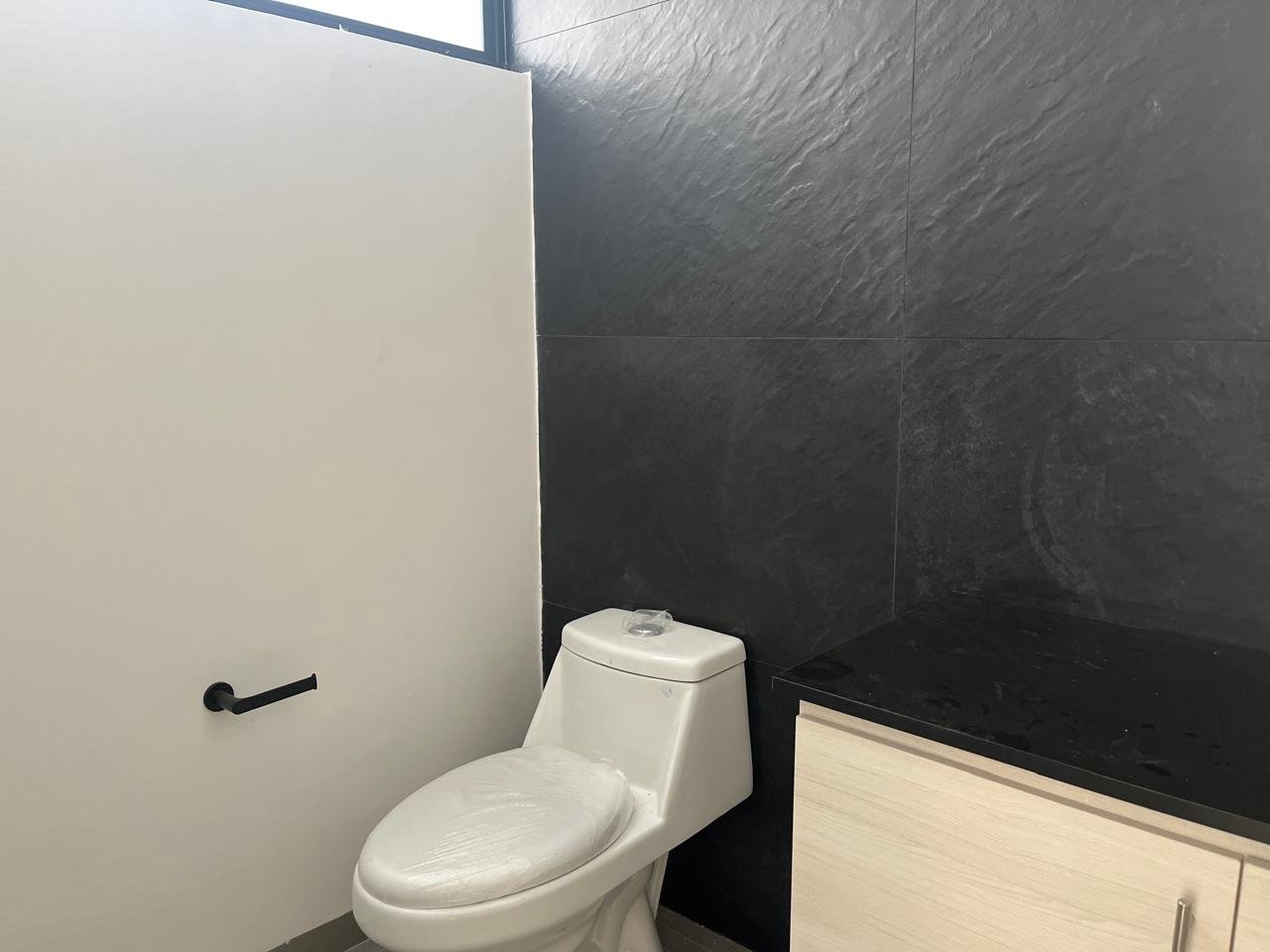 Casa en venta con roof garden en excelente ubicación en PuntaLoma - Image 9